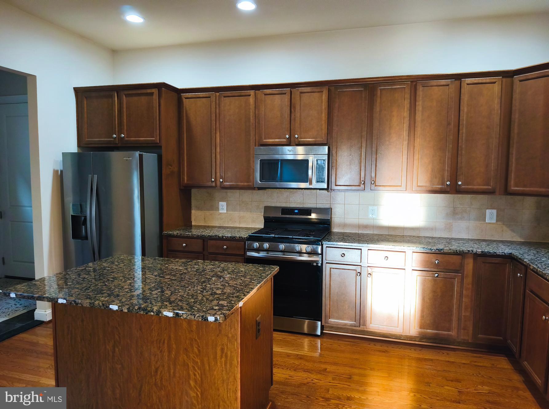 20792 EXCHANGE STREET