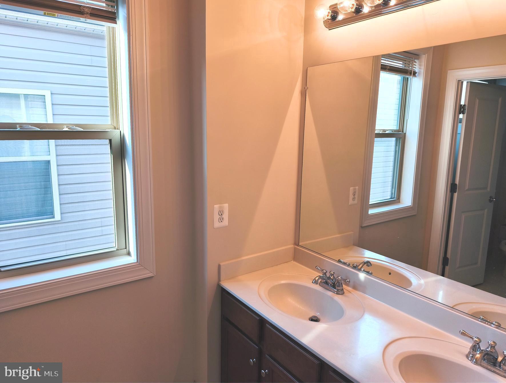 20792 EXCHANGE STREET