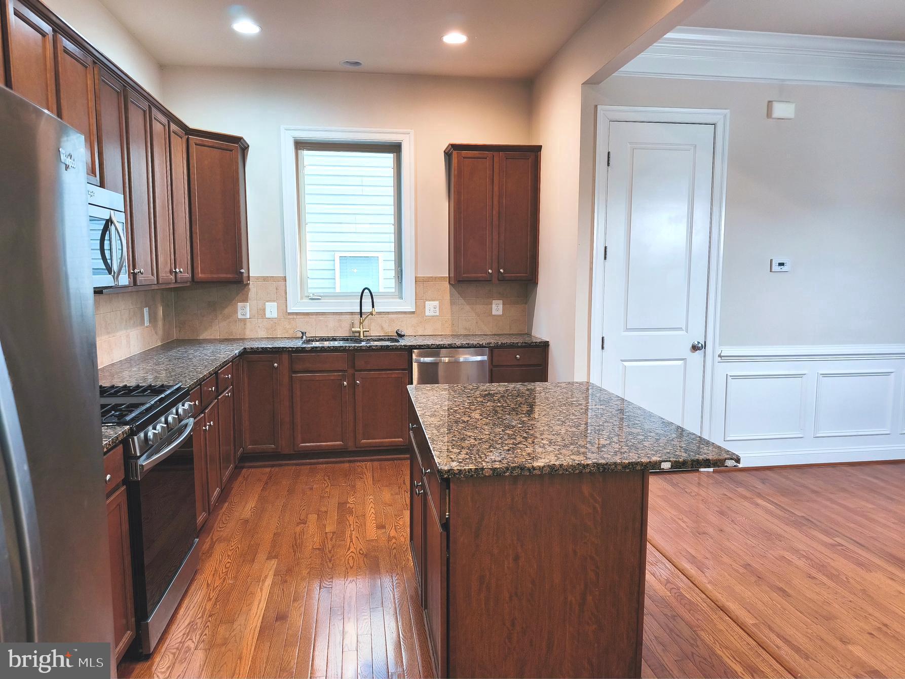 20792 EXCHANGE STREET