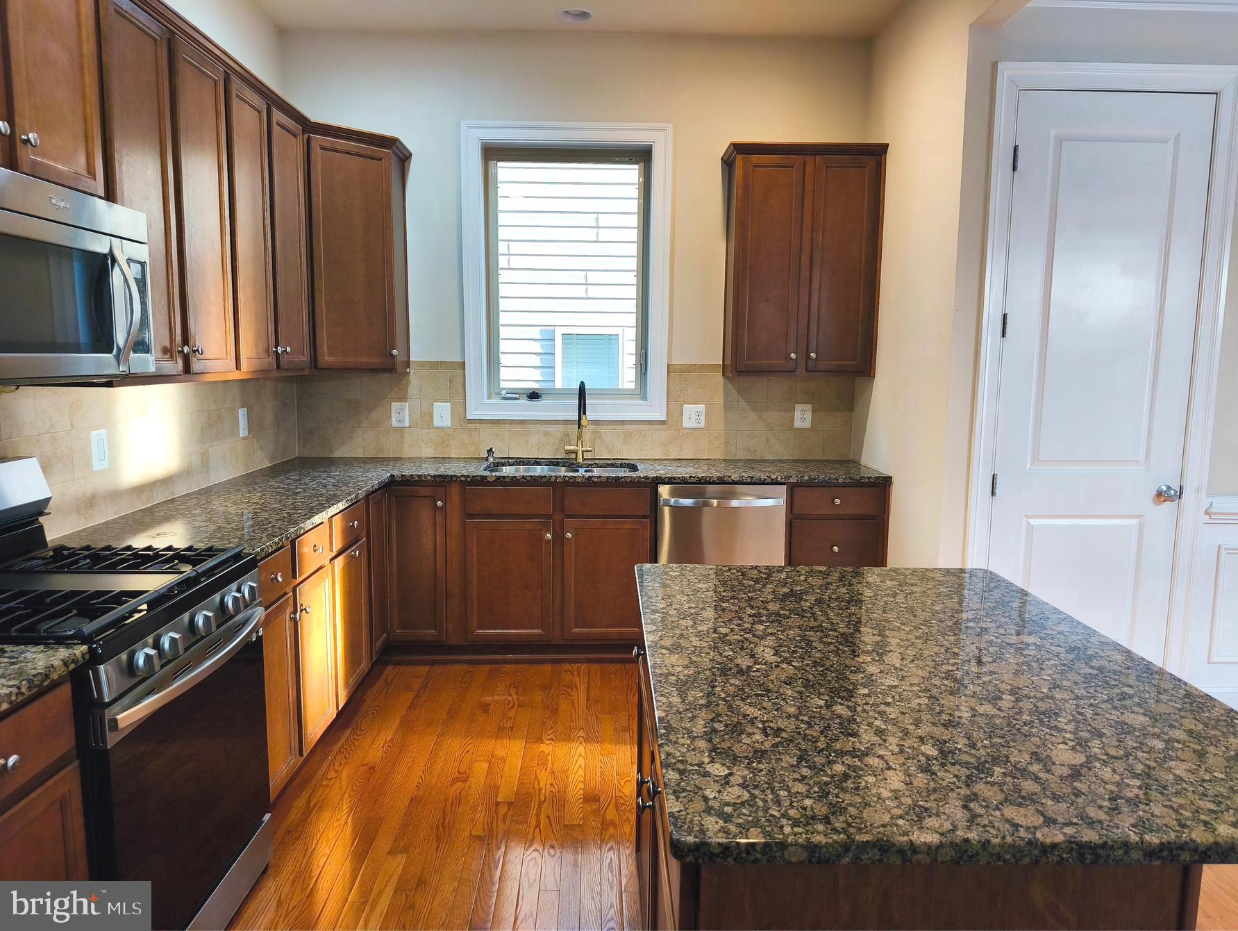 20792 EXCHANGE STREET