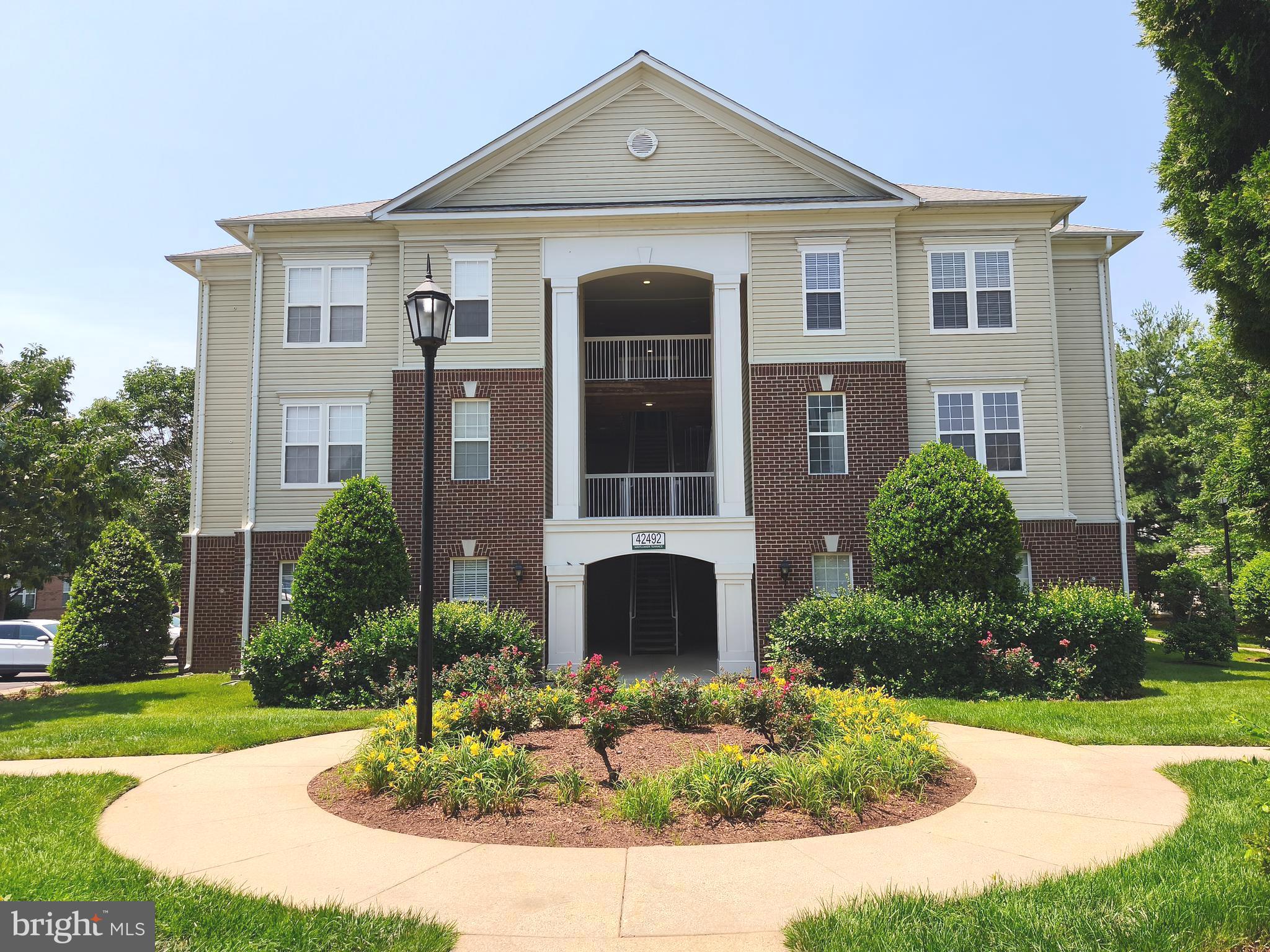 42492 MAYFLOWER TERRACE 203