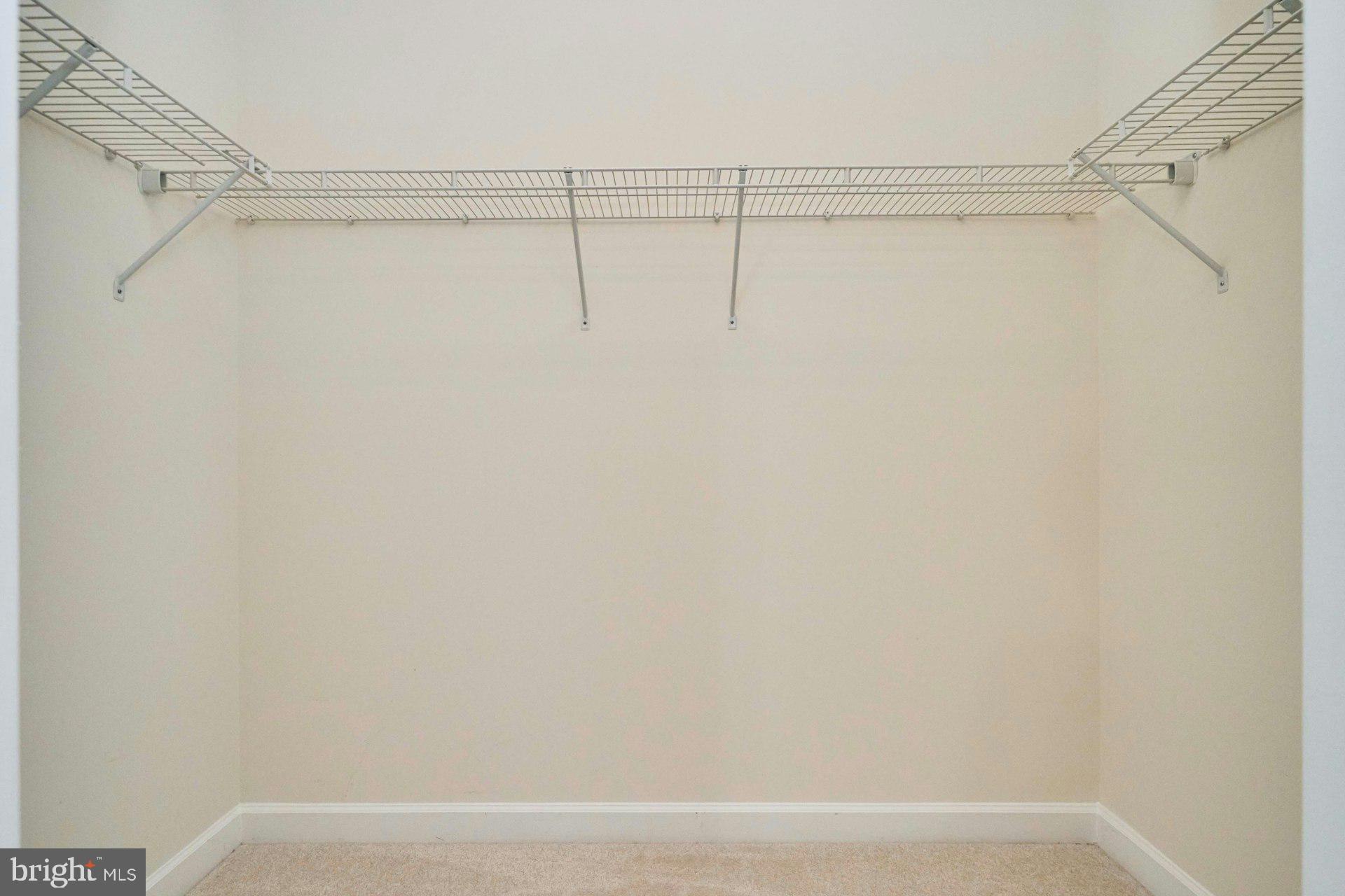 1598 KINNAIRD TERRACE NE