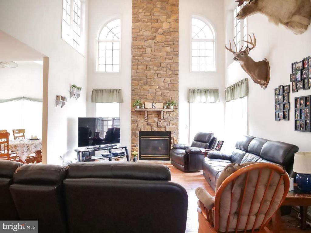 21337 CAMERON HUNT PLACE