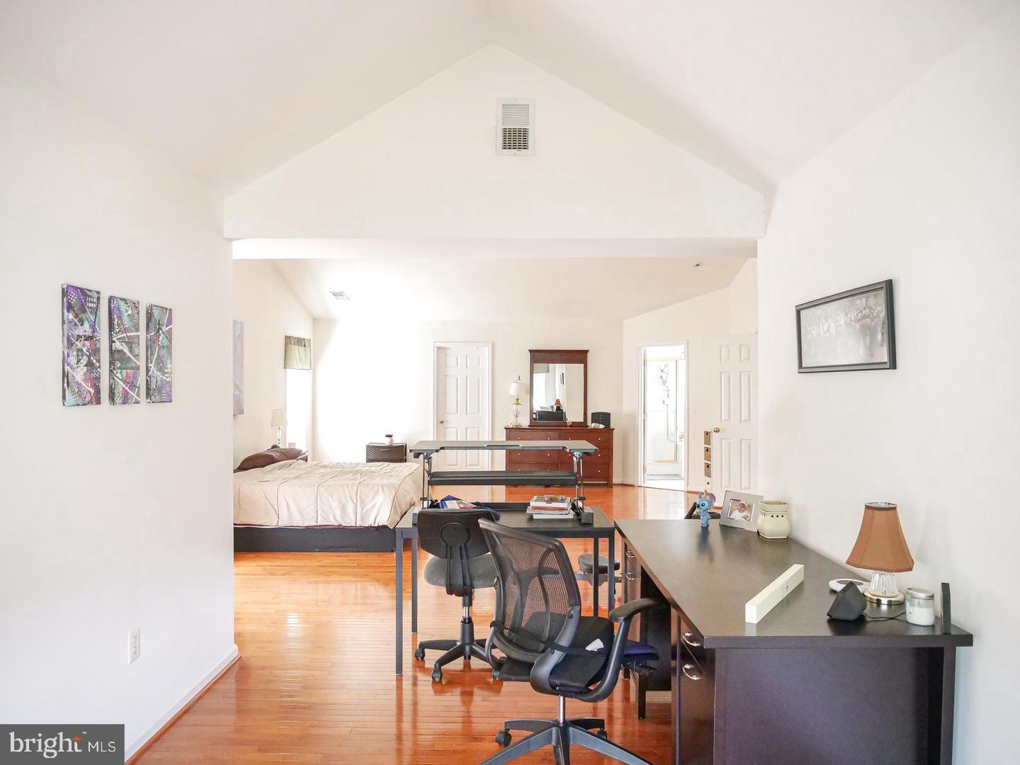 21337 CAMERON HUNT PLACE