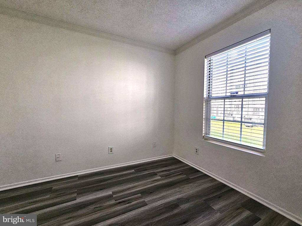 1108 HUNTMASTER TERRACE NE 102