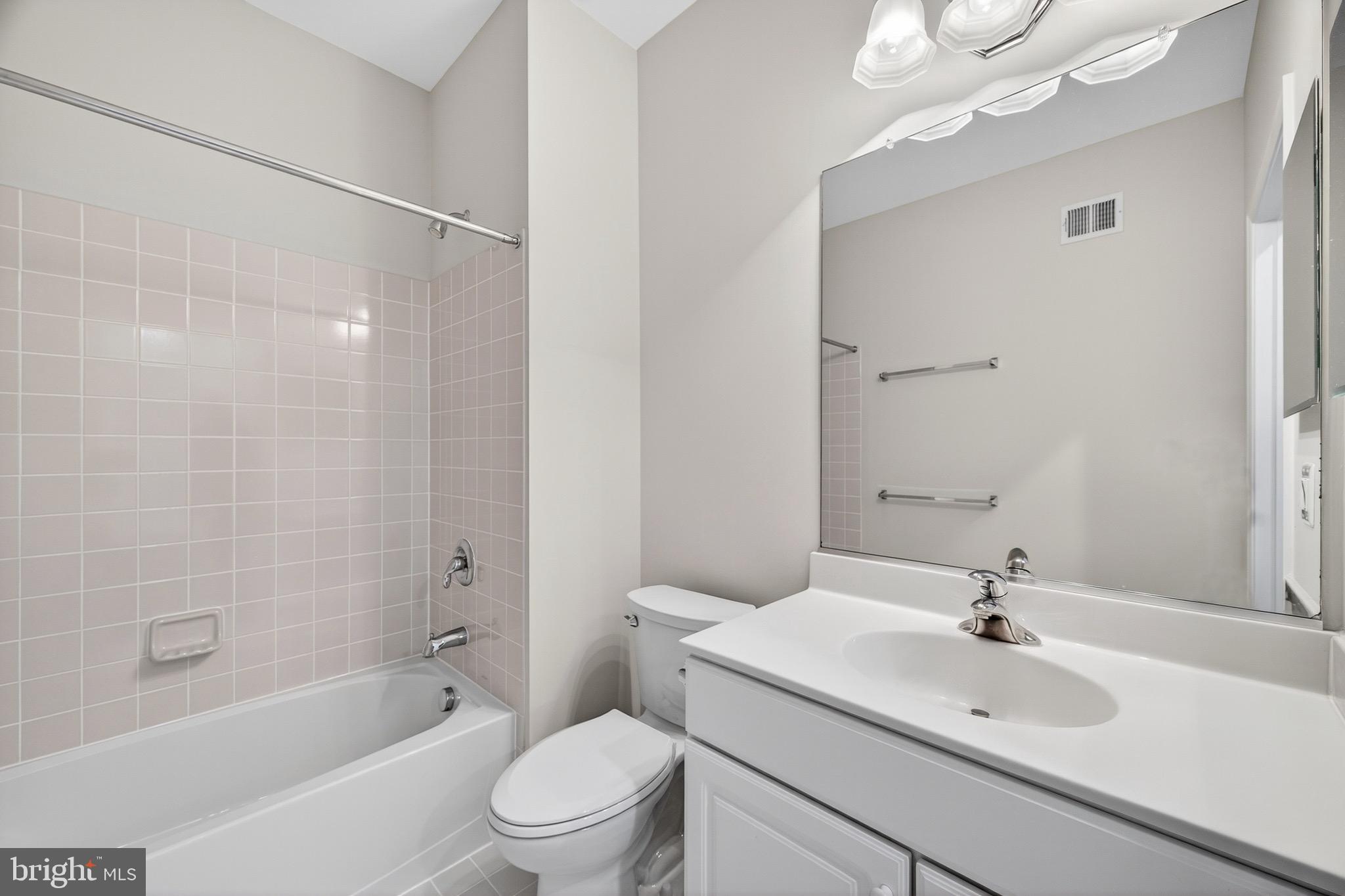 44472 OAKMONT MANOR SQUARE