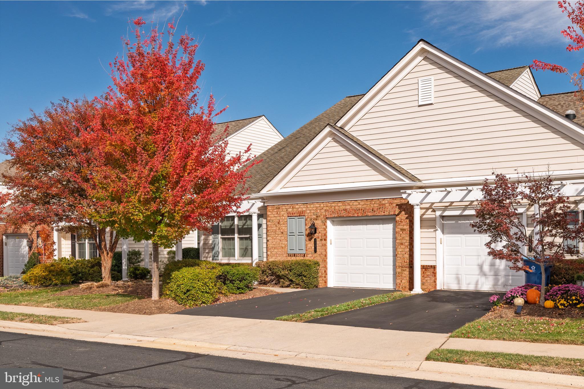 44472 OAKMONT MANOR SQUARE