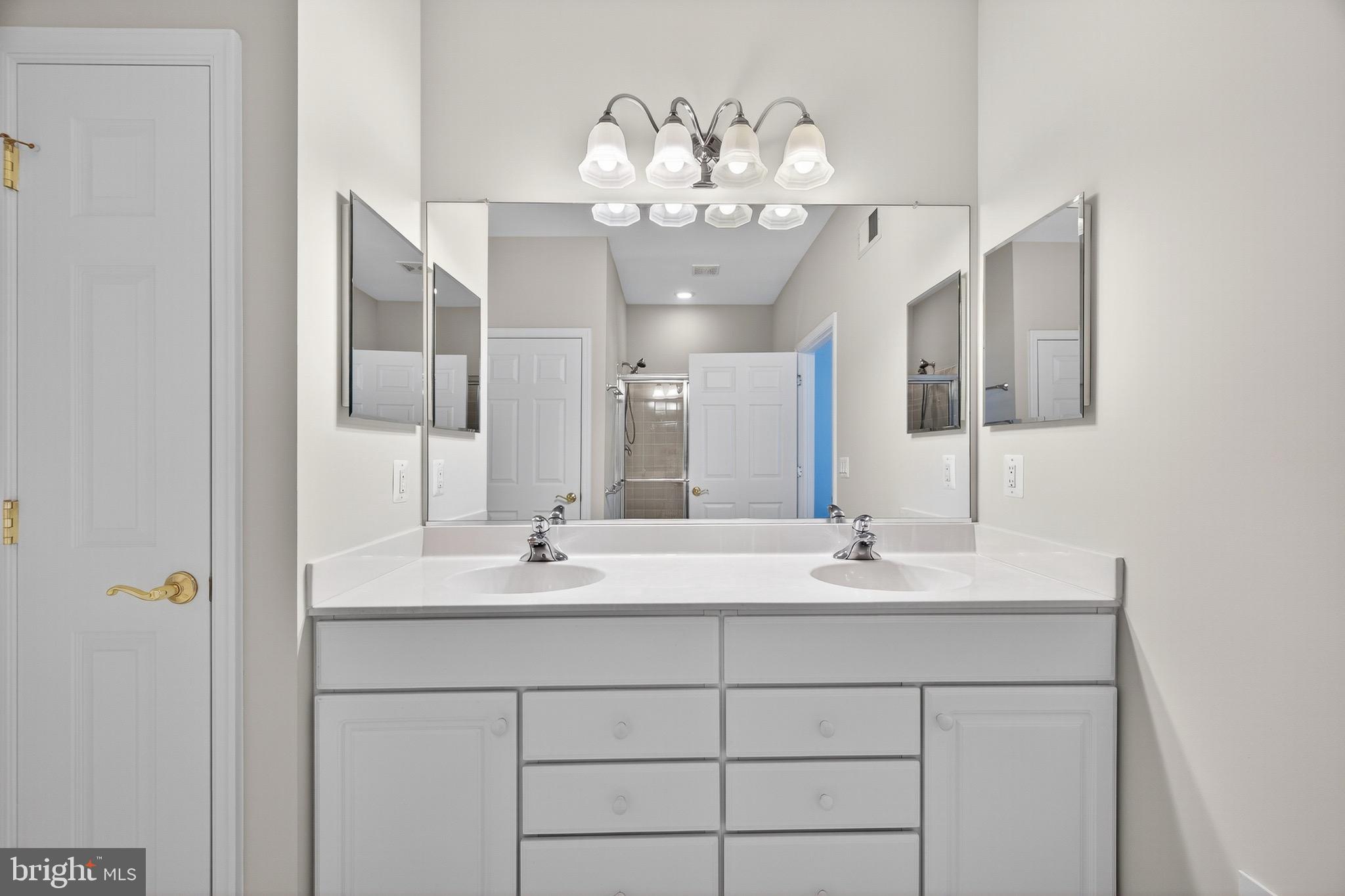 44472 OAKMONT MANOR SQUARE