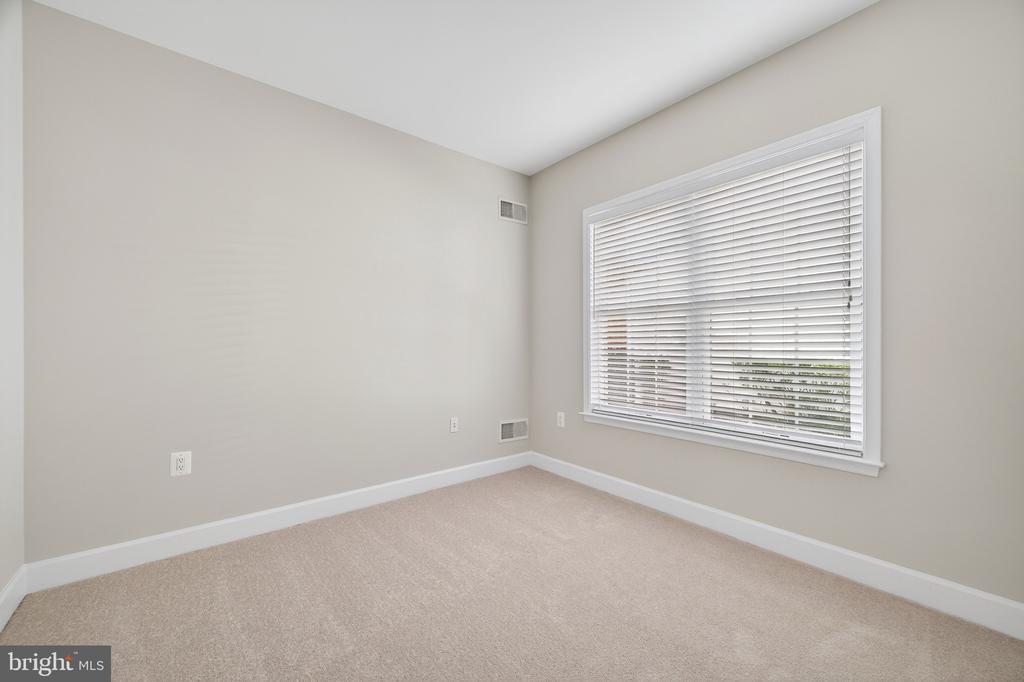 44472 OAKMONT MANOR SQUARE
