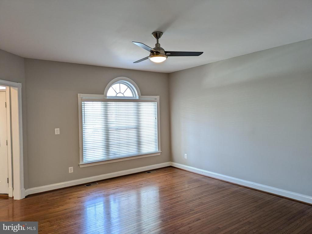 21882 BRICKSHIRE CIRCLE
