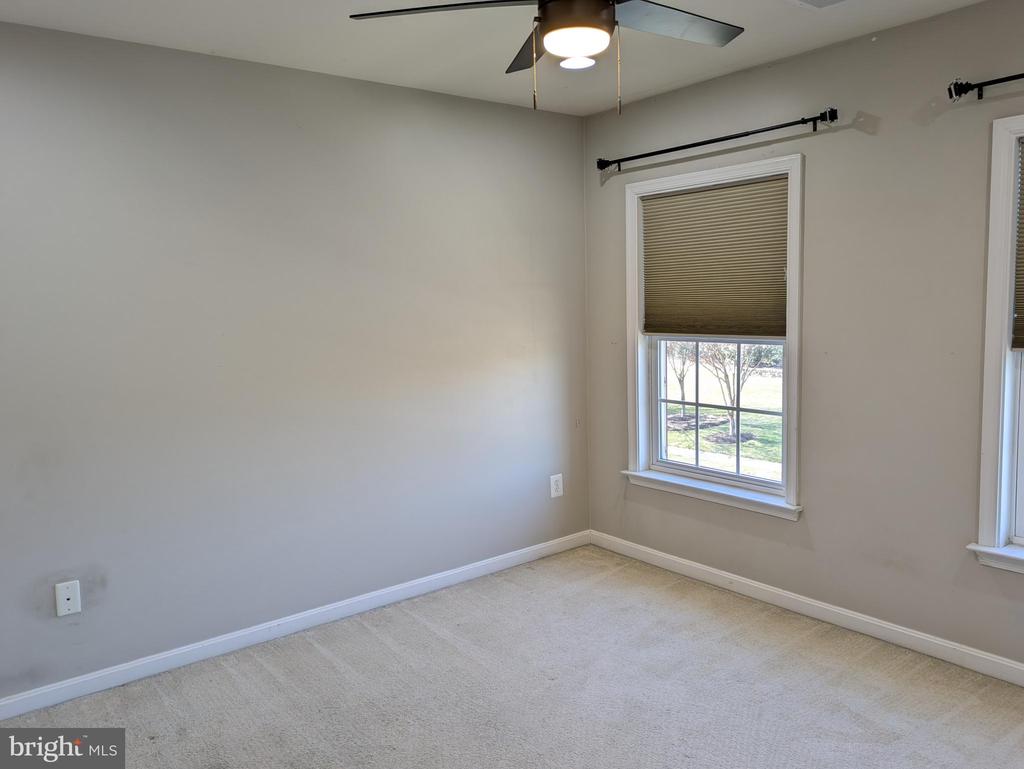 21882 BRICKSHIRE CIRCLE