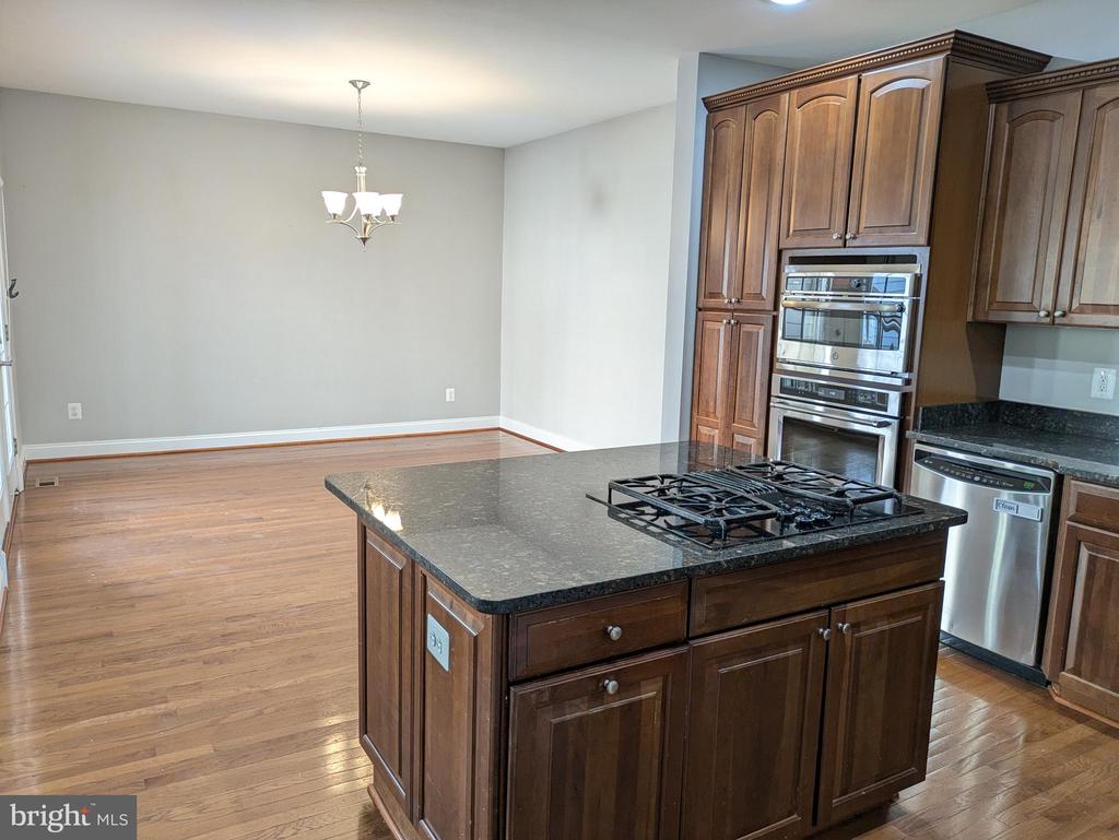 21882 BRICKSHIRE CIRCLE