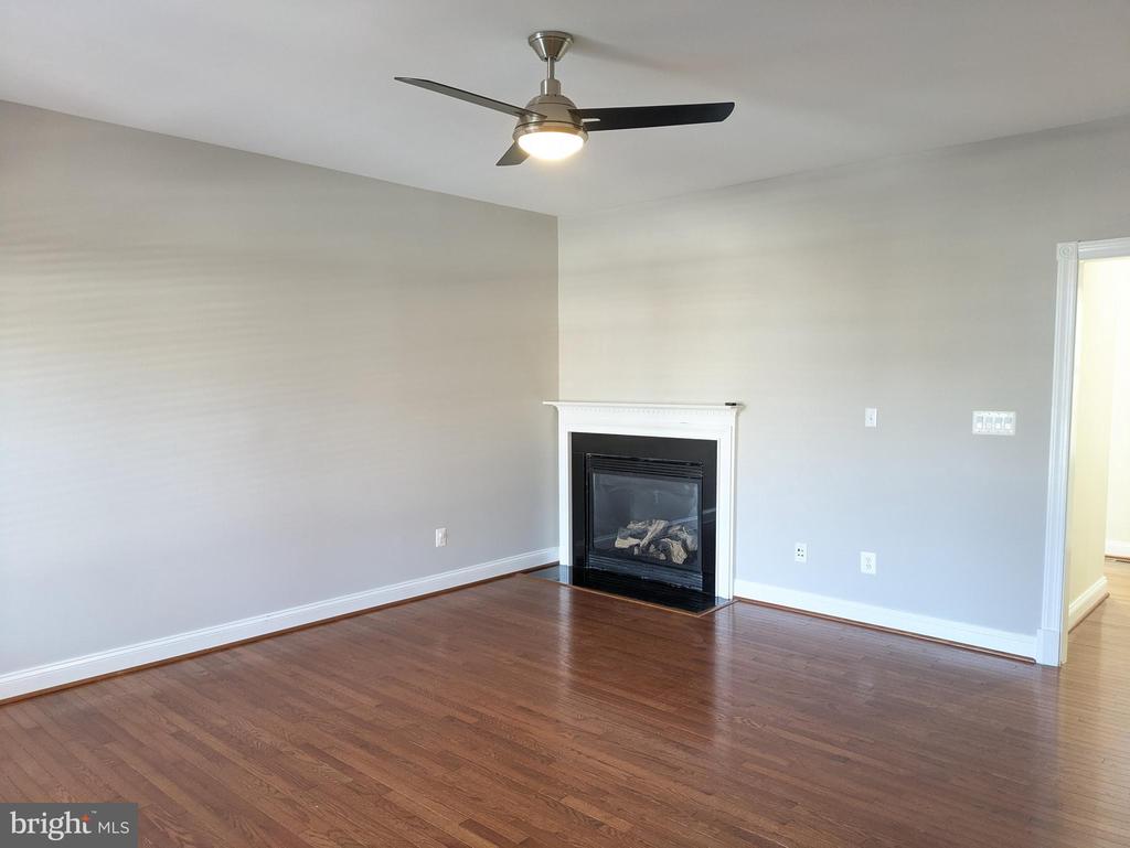 21882 BRICKSHIRE CIRCLE