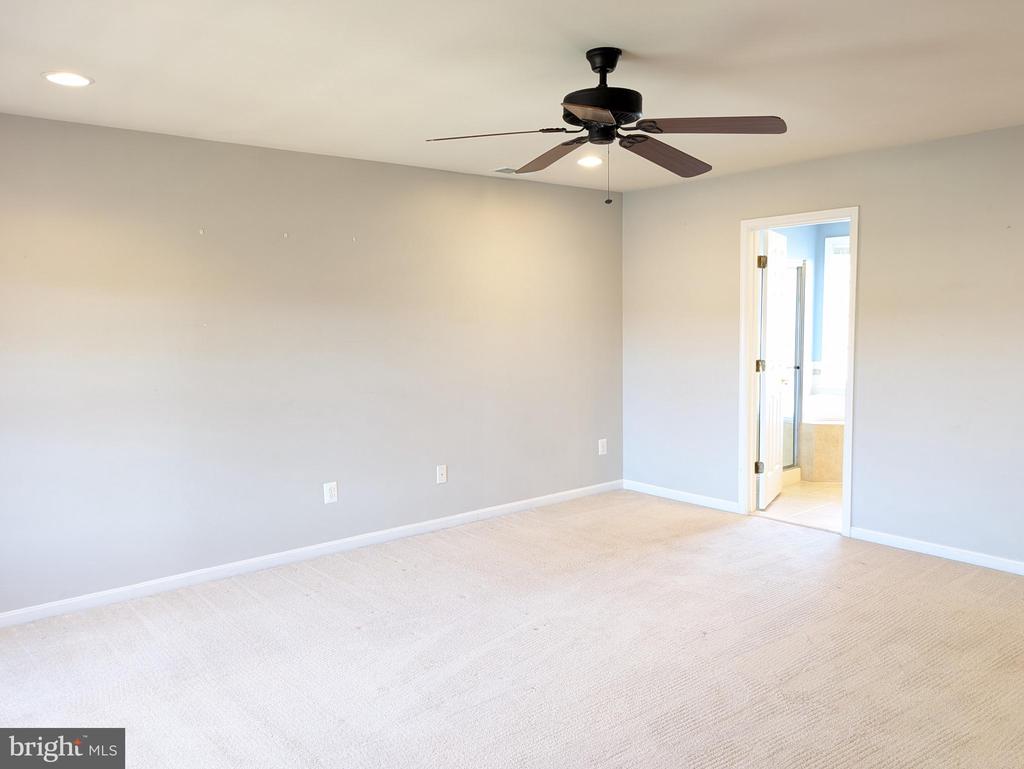 21882 BRICKSHIRE CIRCLE