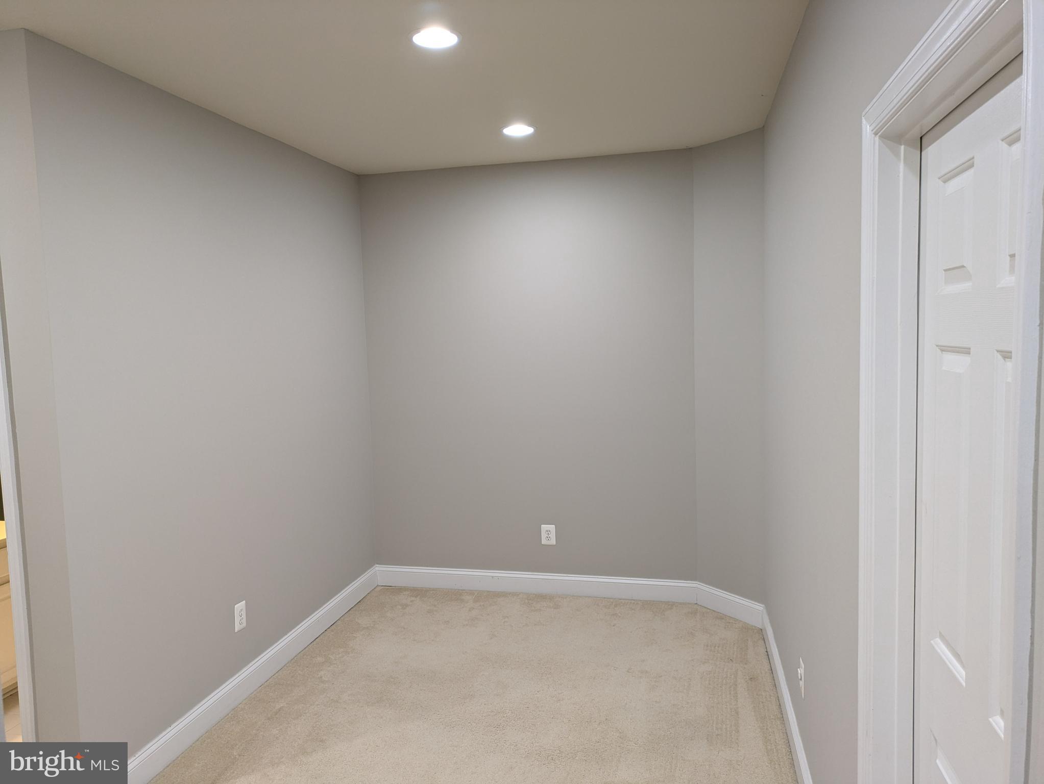 21882 BRICKSHIRE CIRCLE