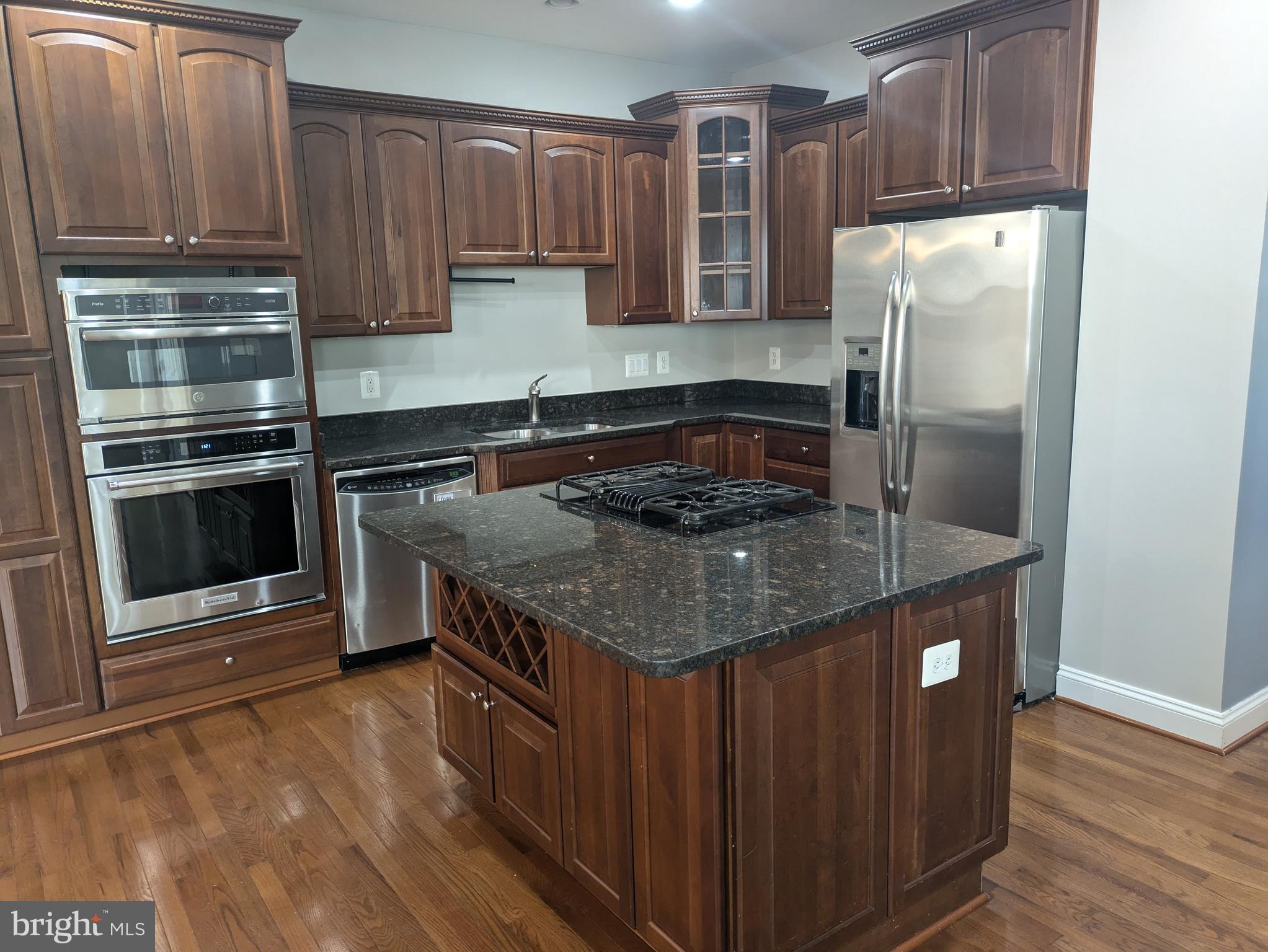 21882 BRICKSHIRE CIRCLE