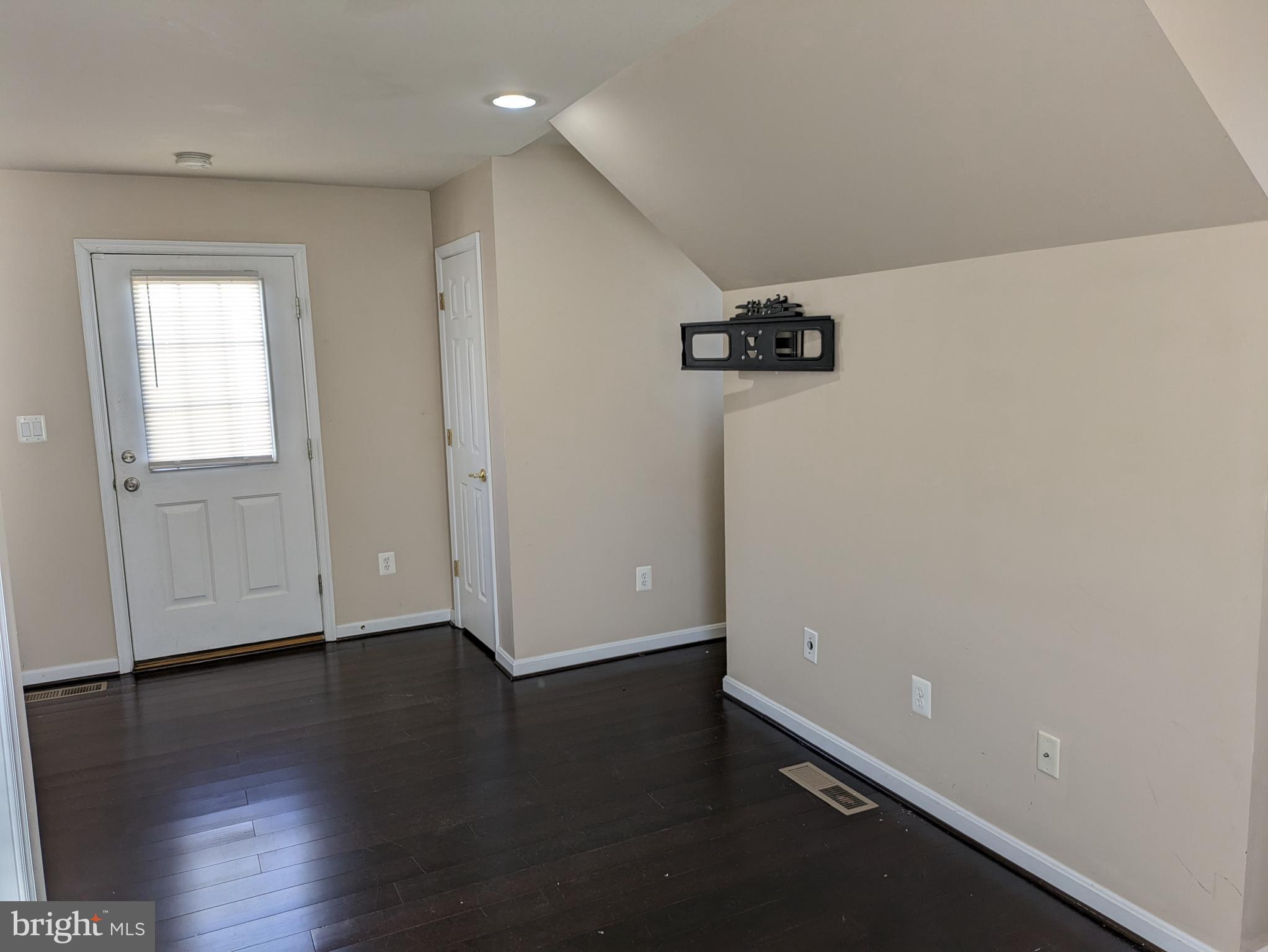 21882 BRICKSHIRE CIRCLE