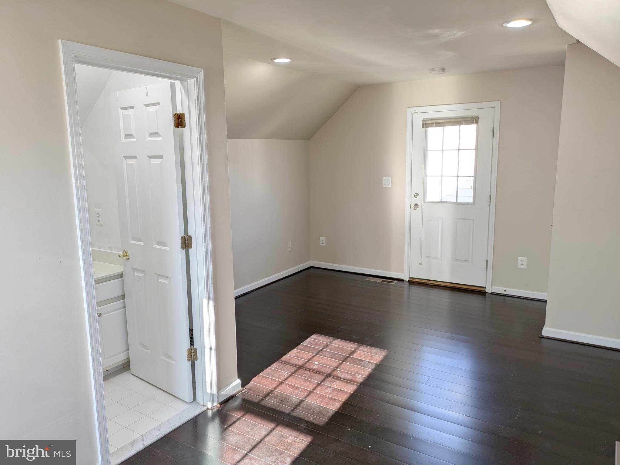 21882 BRICKSHIRE CIRCLE