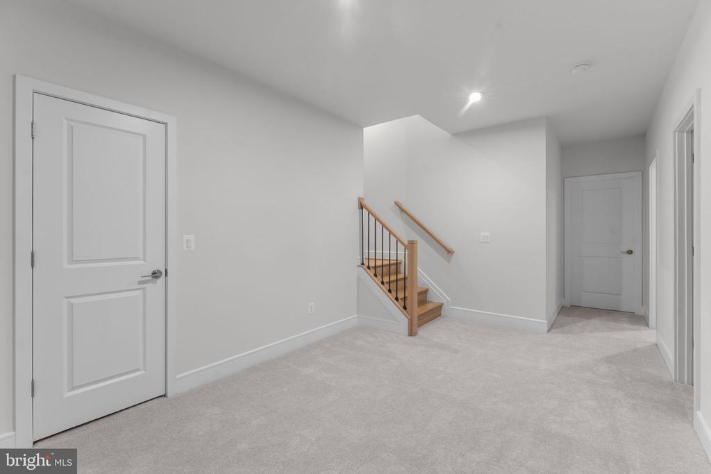 14691 FORDSON COURT
