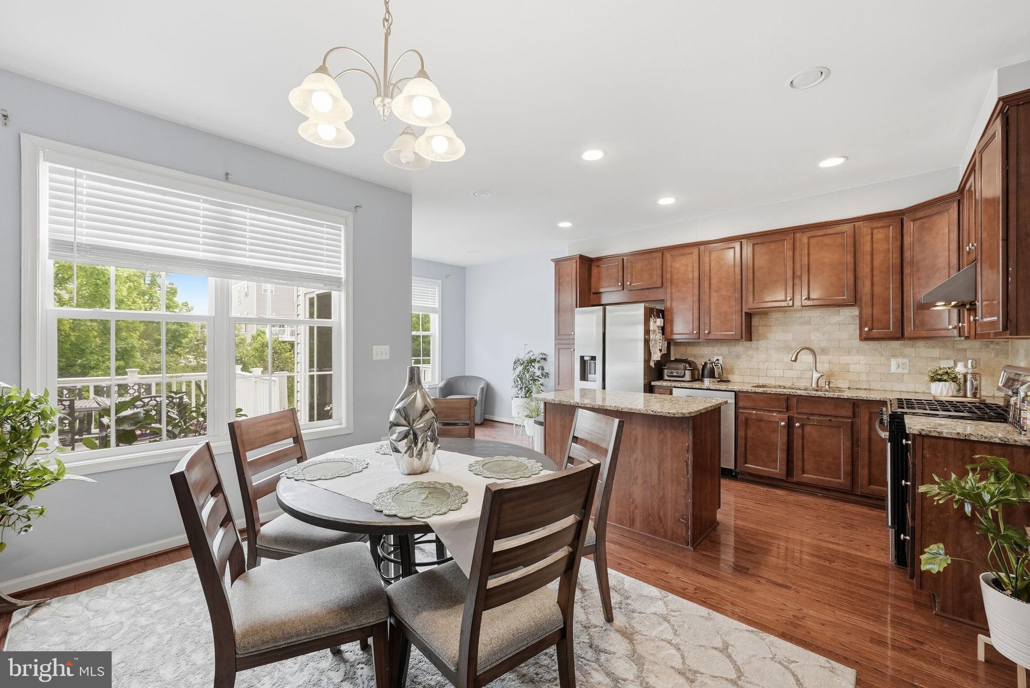 25077 PRAIRIE FIRE SQUARE