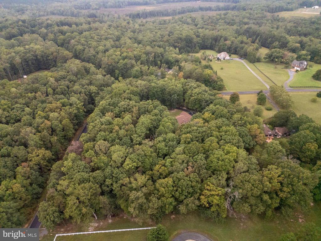 32236 DEEP MEADOW LANE