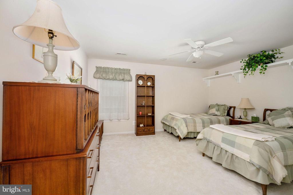 32236 DEEP MEADOW LANE