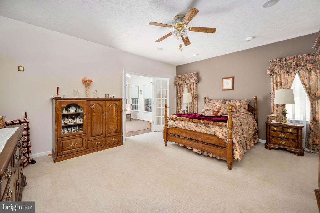 32236 DEEP MEADOW LANE