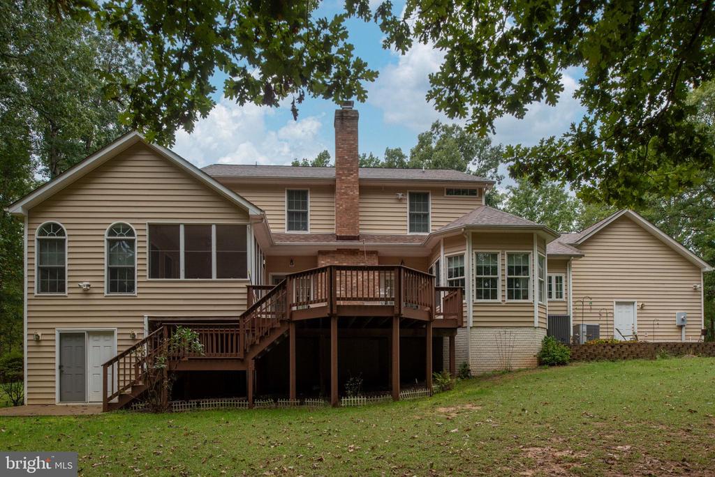 32236 DEEP MEADOW LANE