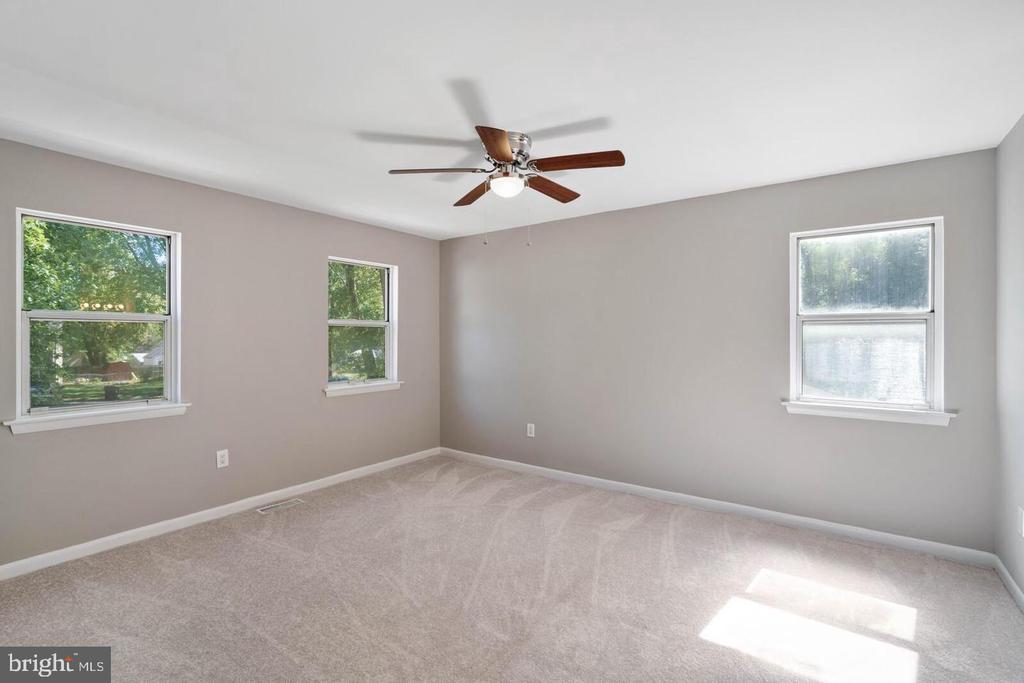 5312 SAPHIRE CT