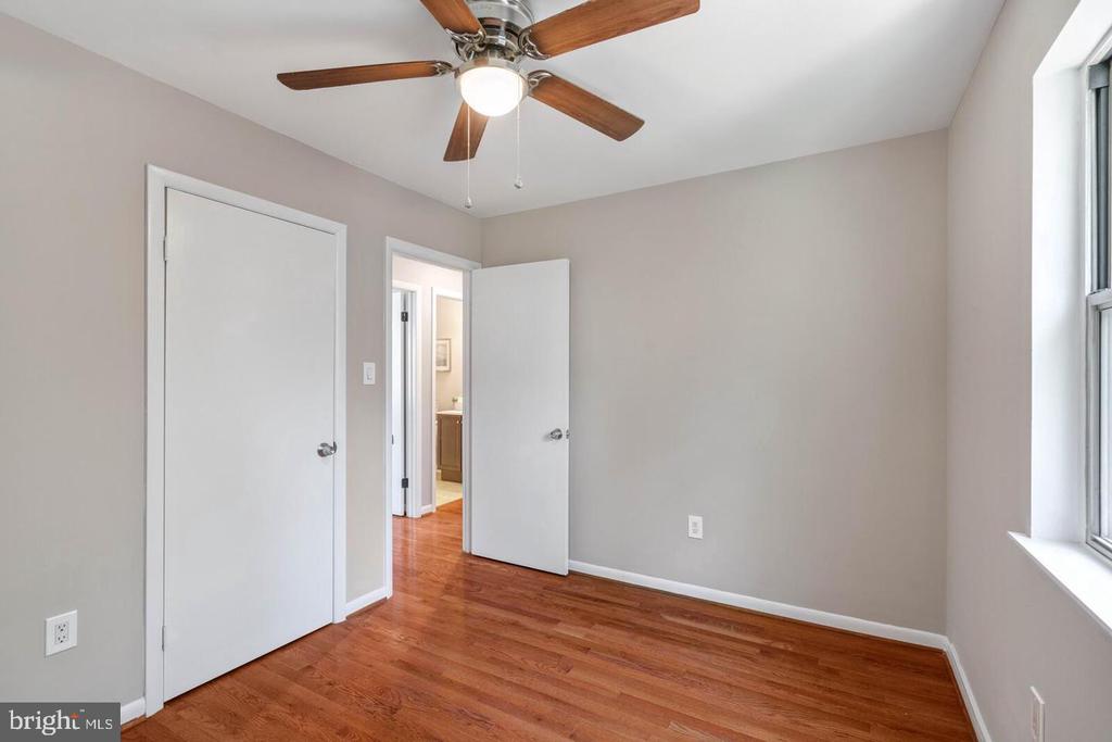 5312 SAPHIRE CT