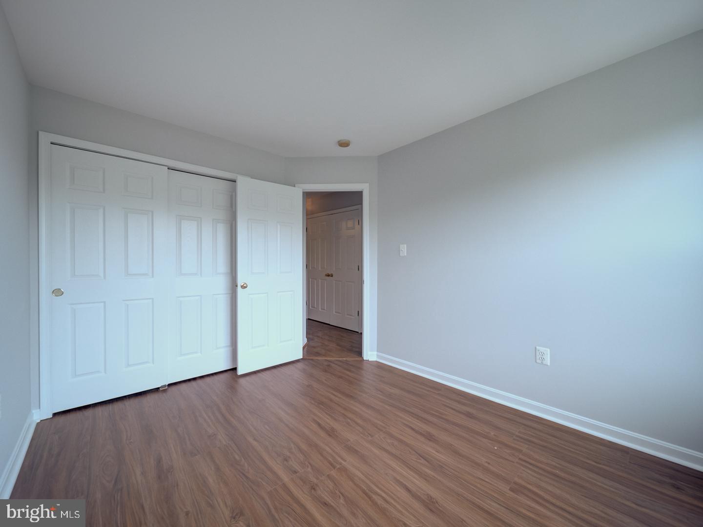 8241 HUMPHREY LN