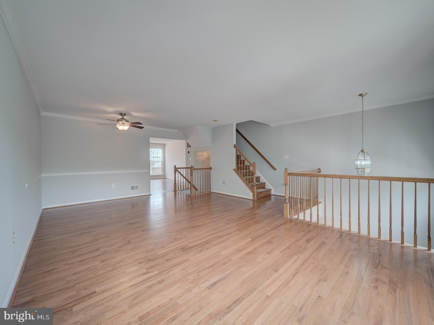 8241 HUMPHREY LN
