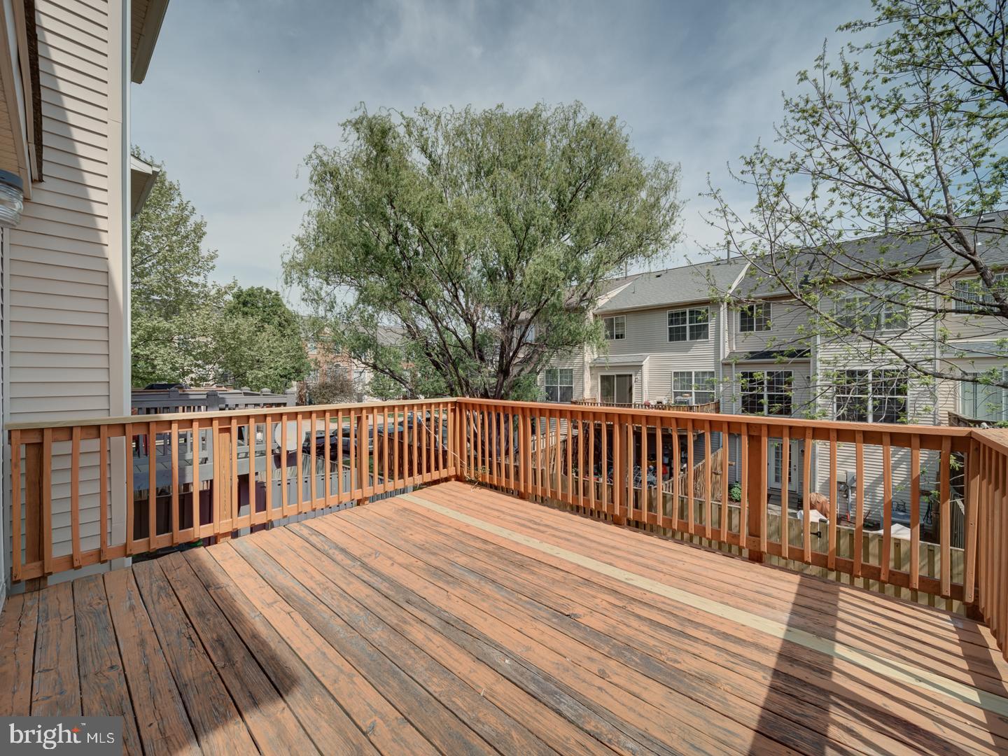 8241 HUMPHREY LN