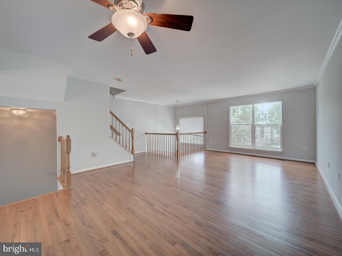 8241 HUMPHREY LN