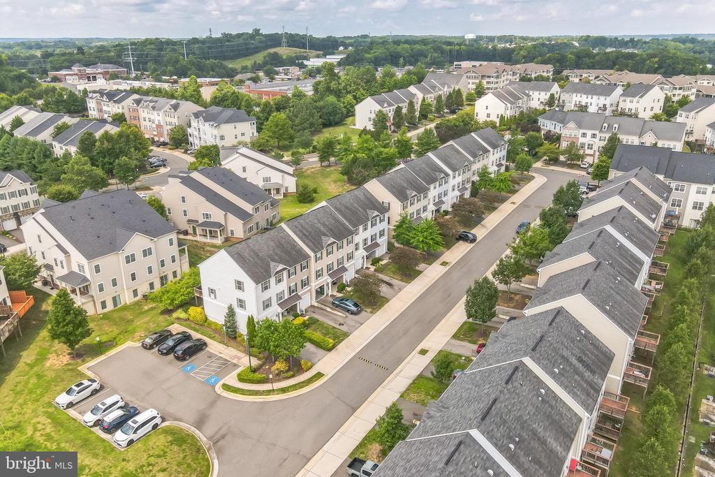 2913 Truffle Oak Pl