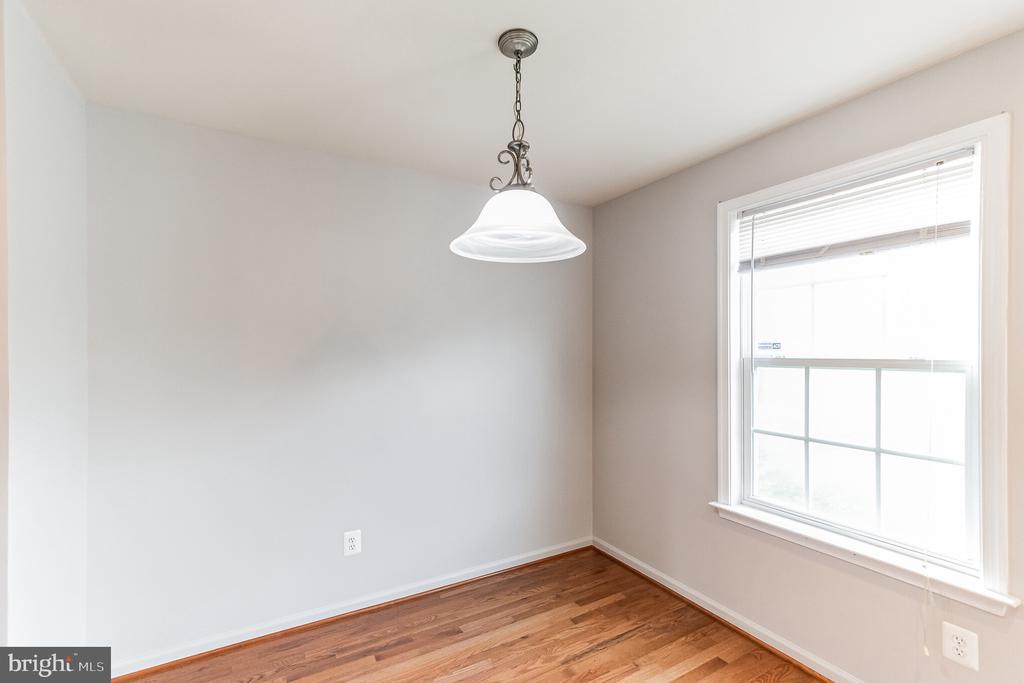 2913 Truffle Oak Pl
