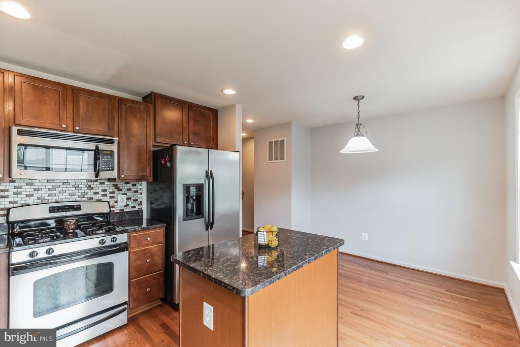 2913 Truffle Oak Pl