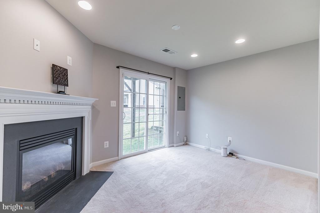 2913 Truffle Oak Pl