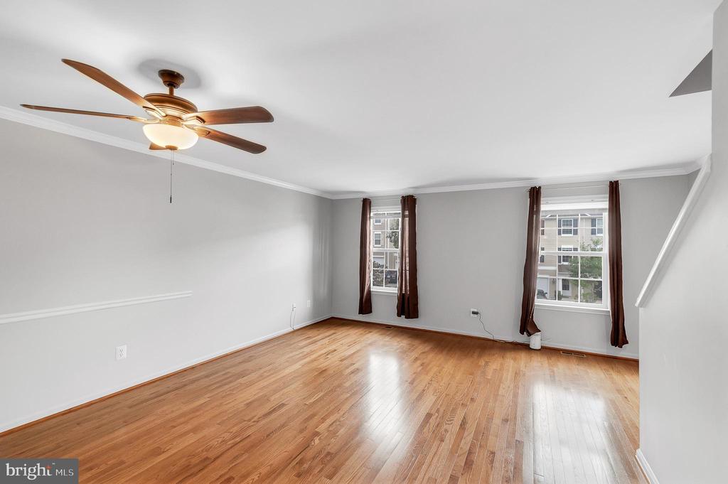 2913 Truffle Oak Pl
