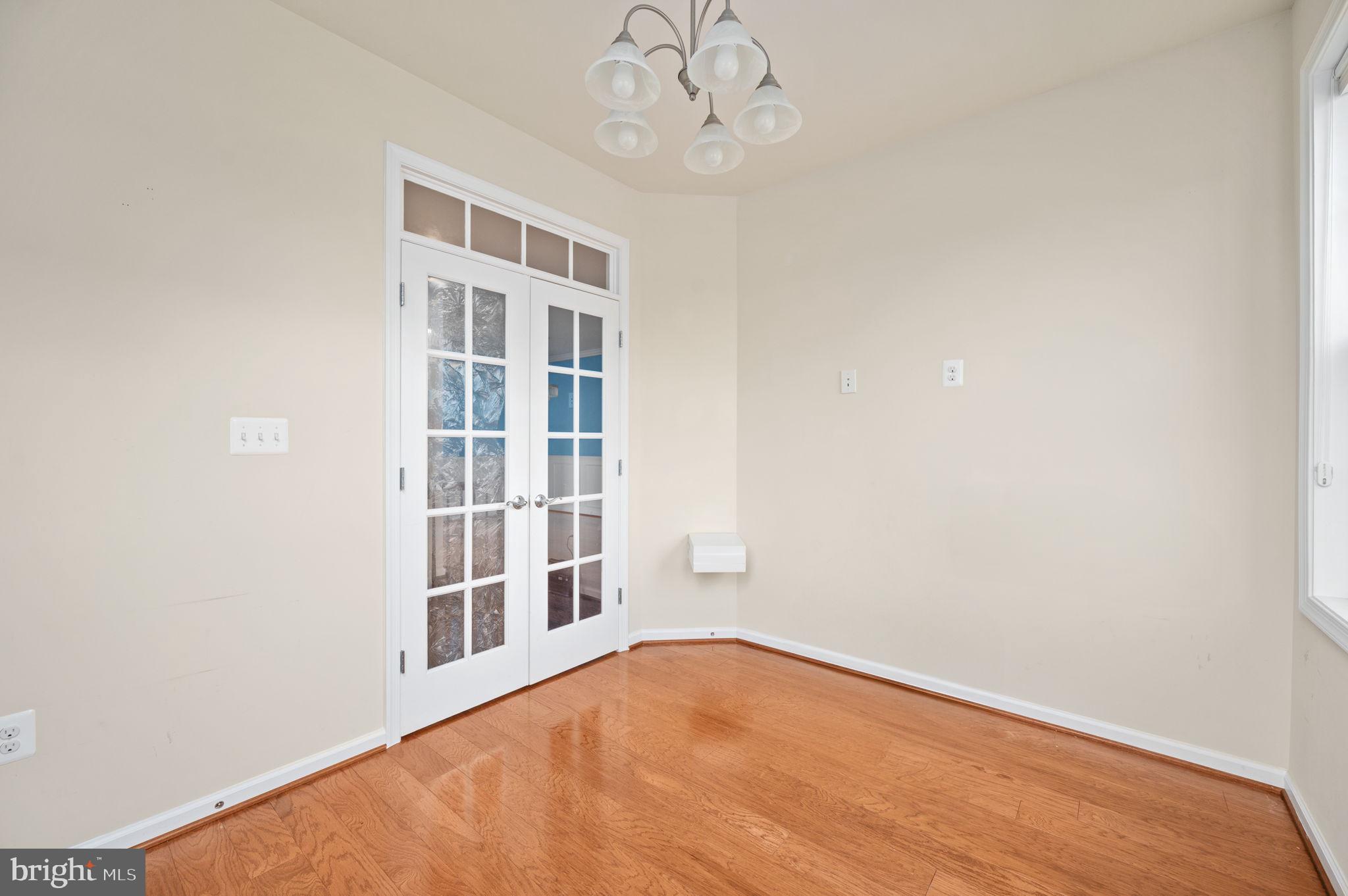 6601 Bartrams Forest Ln