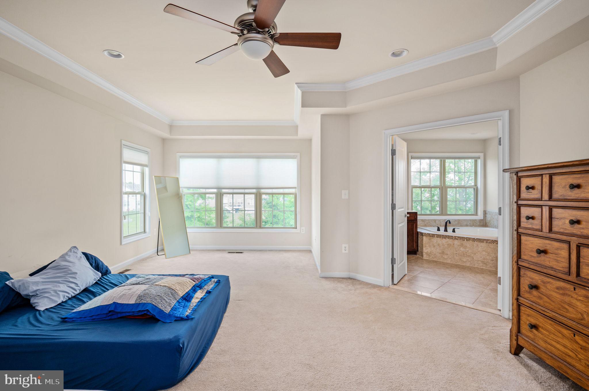 6601 Bartrams Forest Ln