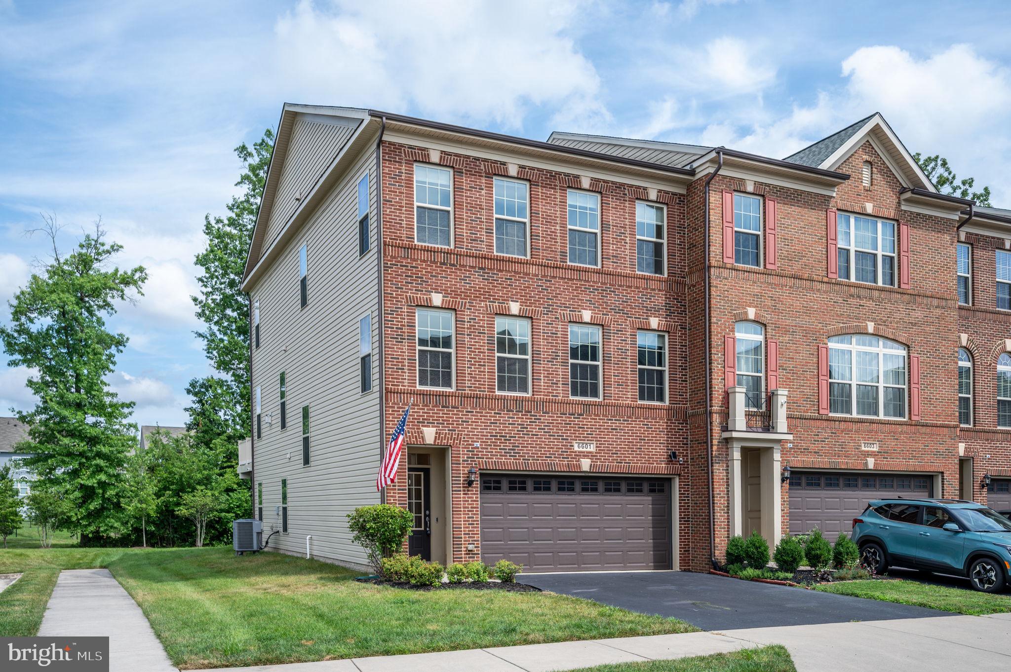 6601 Bartrams Forest Ln