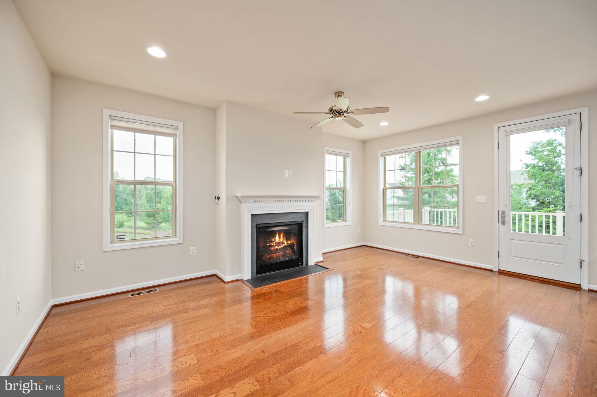 6601 Bartrams Forest Ln