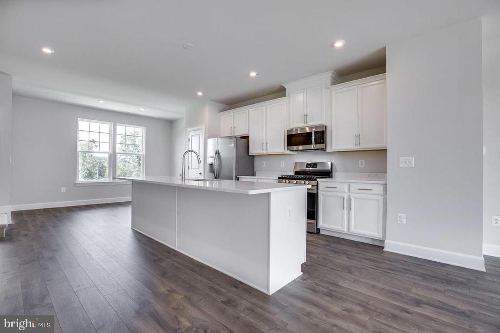 6051 CAMERONS FERRY DRIVE