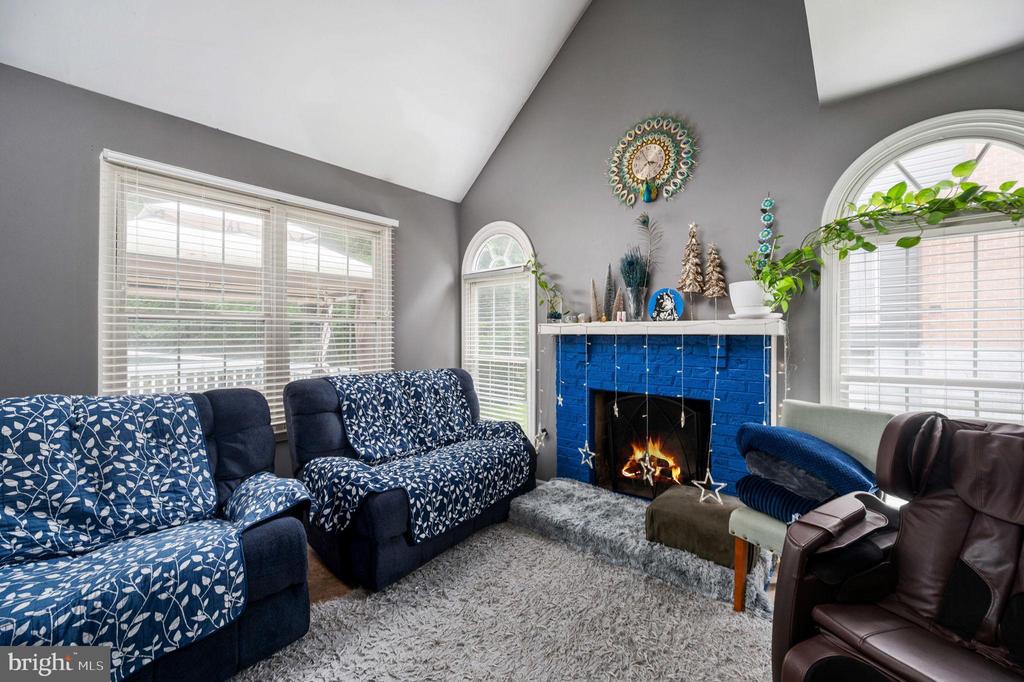 4078 WESTWIND DRIVE
