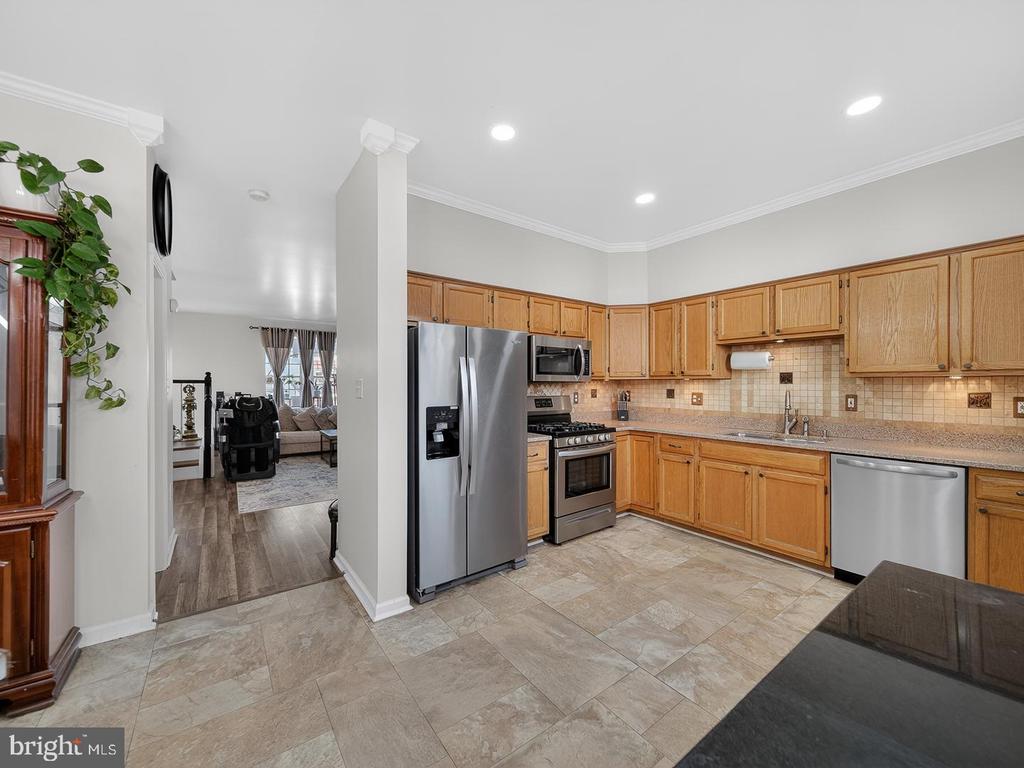 7964 FLAGER CIRCLE