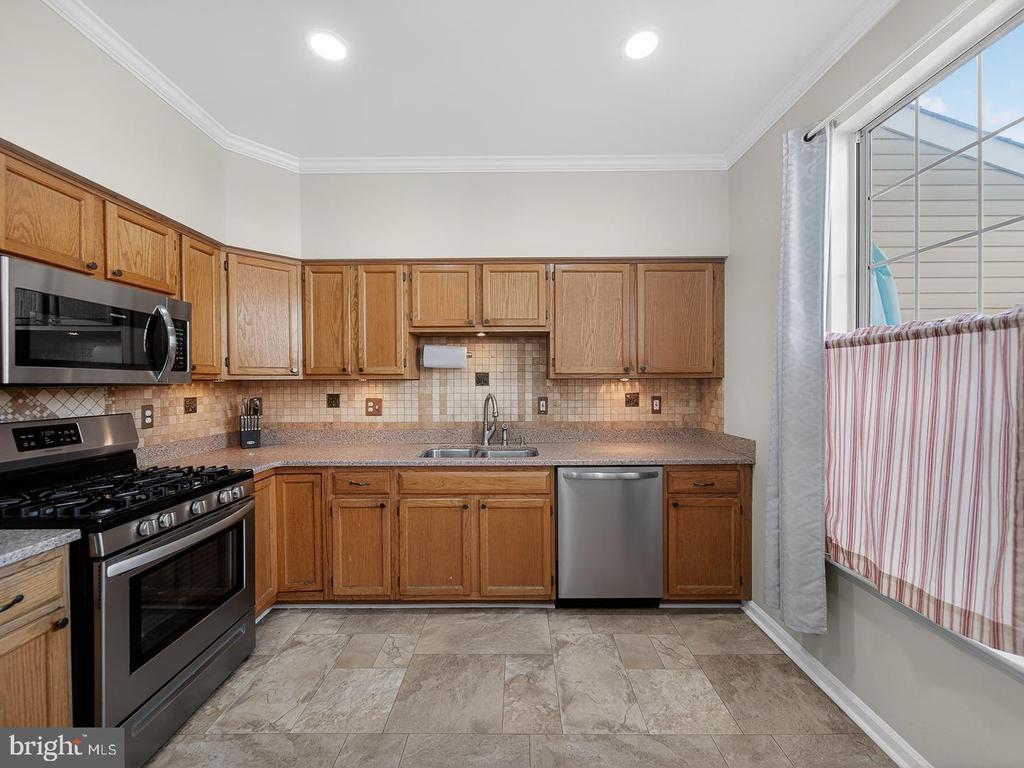 7964 FLAGER CIRCLE