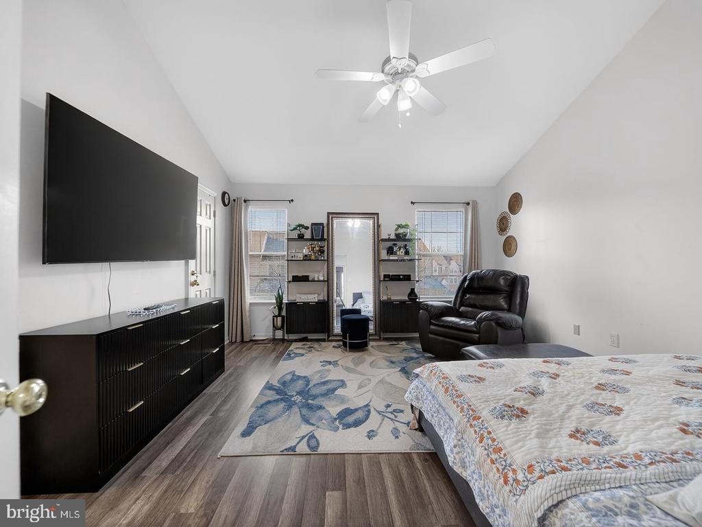 7964 FLAGER CIRCLE