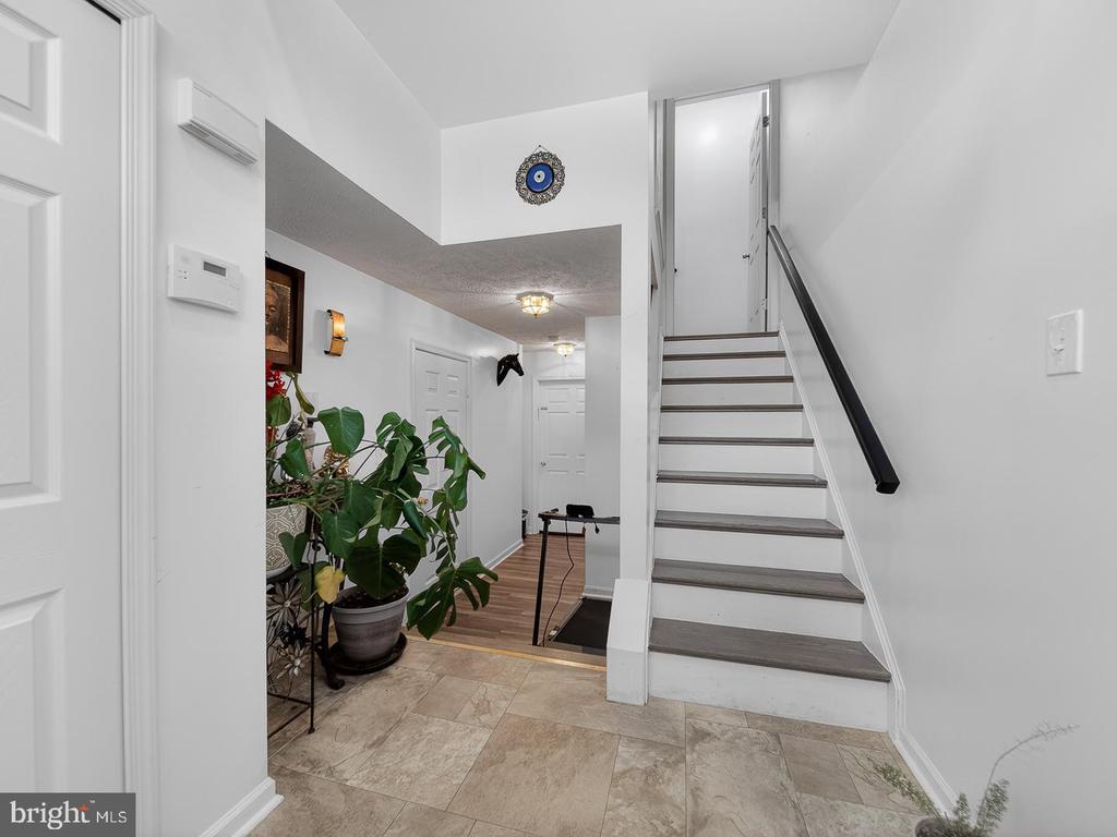 7964 FLAGER CIRCLE