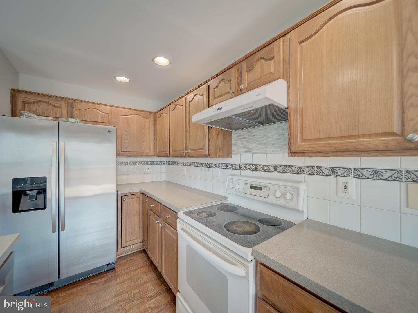 8241 HUMPHREY LANE